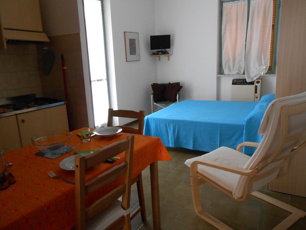 Belbea Tourist Resort Balestrino Kamer foto